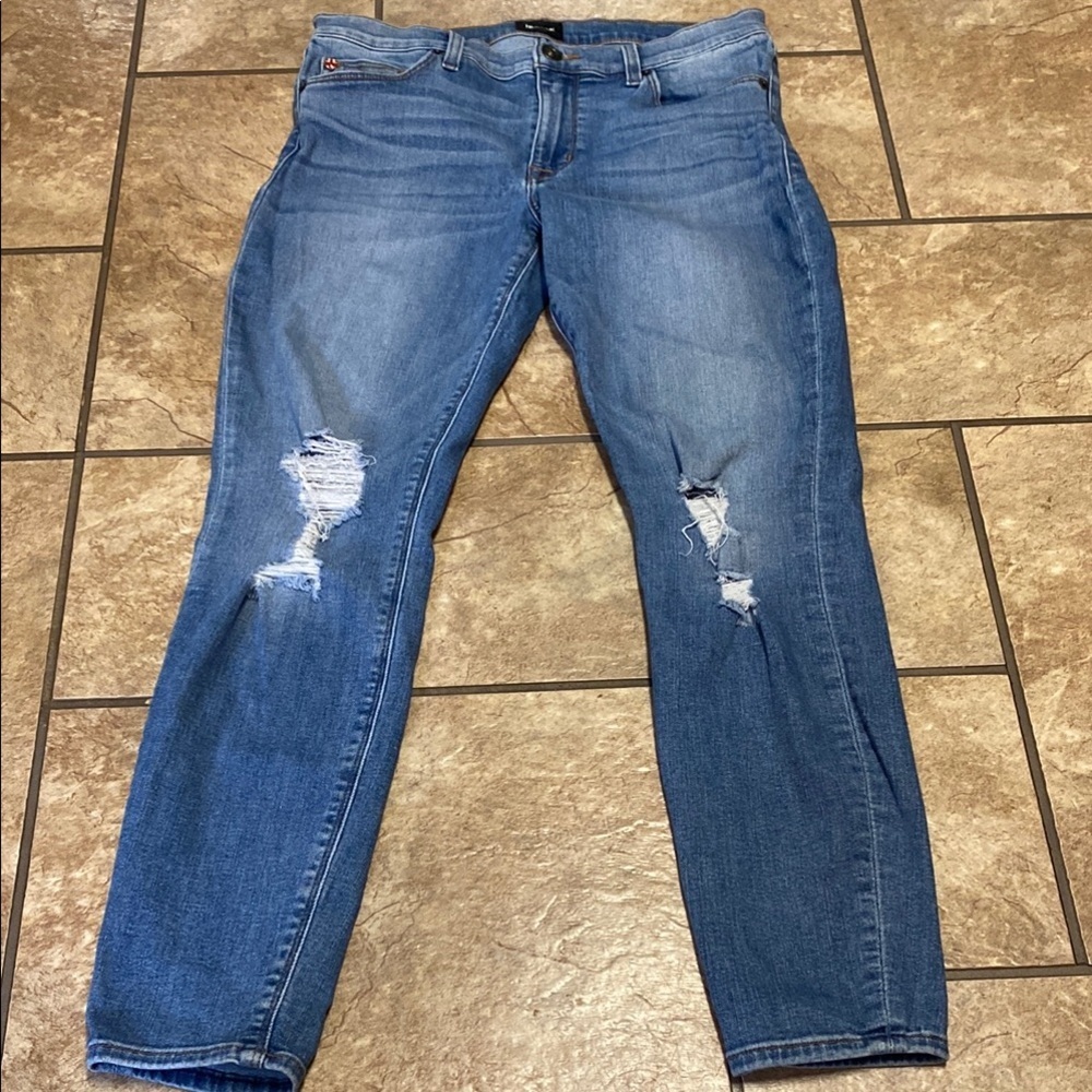 Hudson Skinny Size 30 Distressed Ankle Blue Jeans with Ripped Details